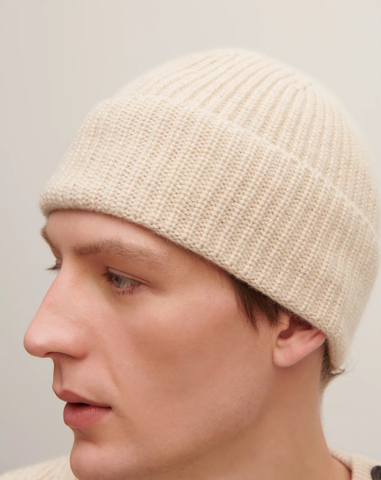 Bonnet à côtes - Image 2