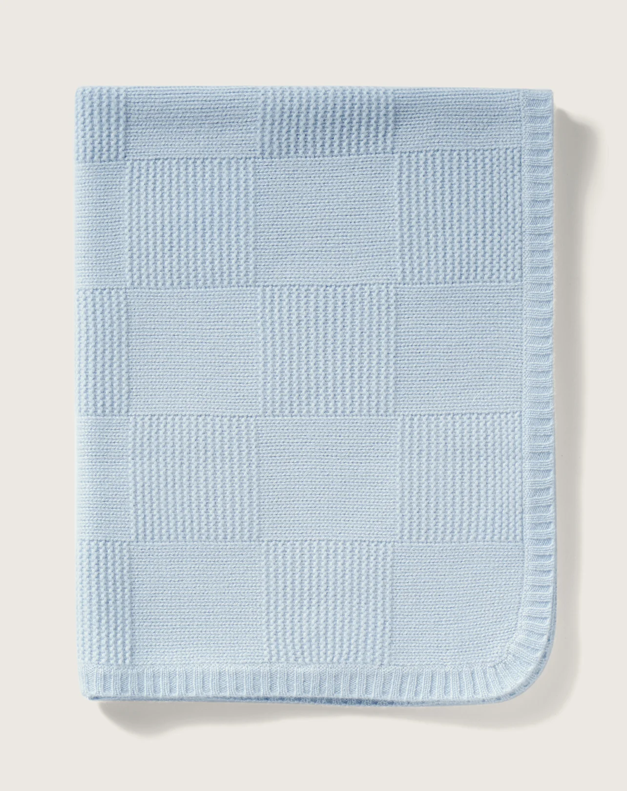 Couverture tricotée bébé