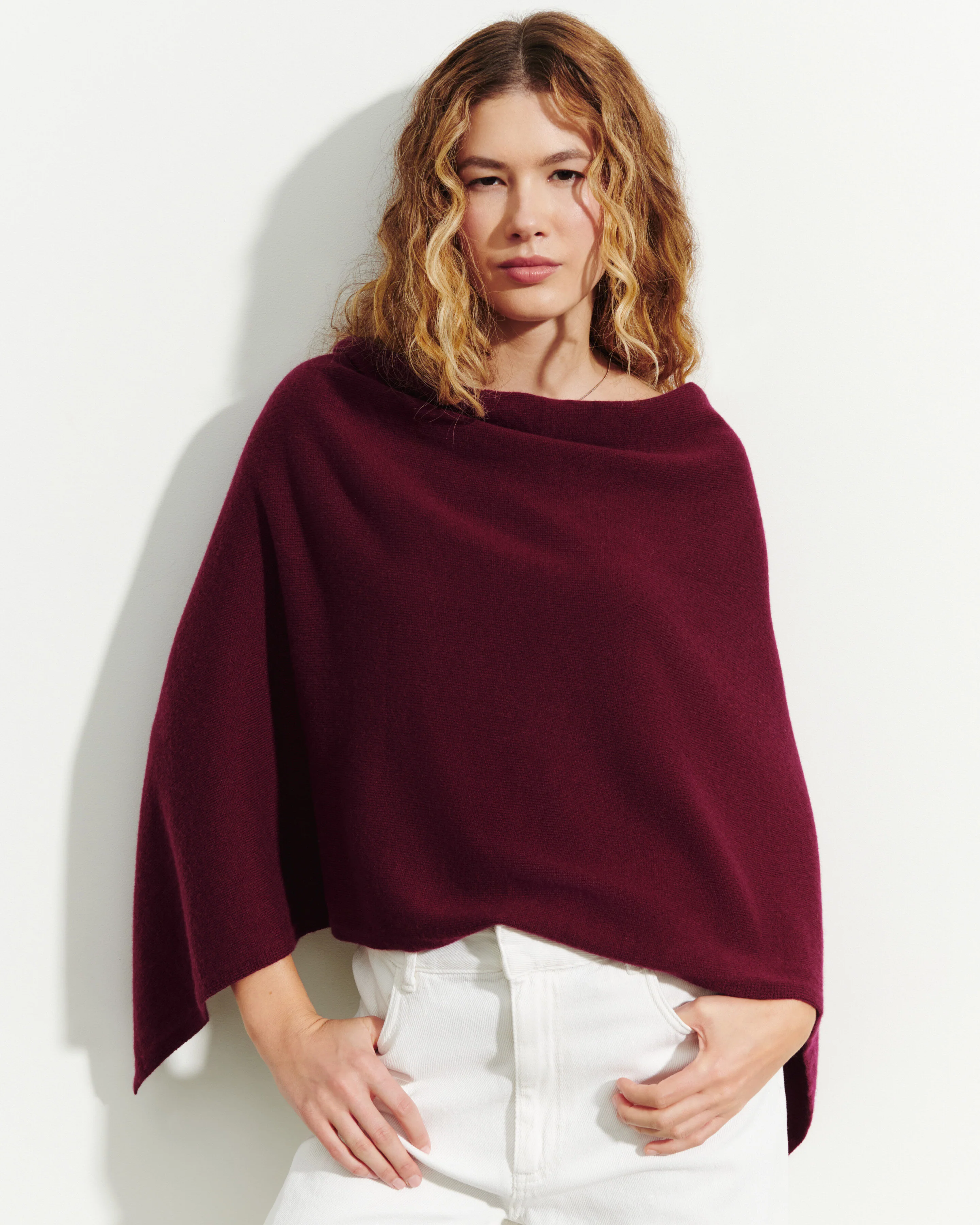 Poncho court - Image 3