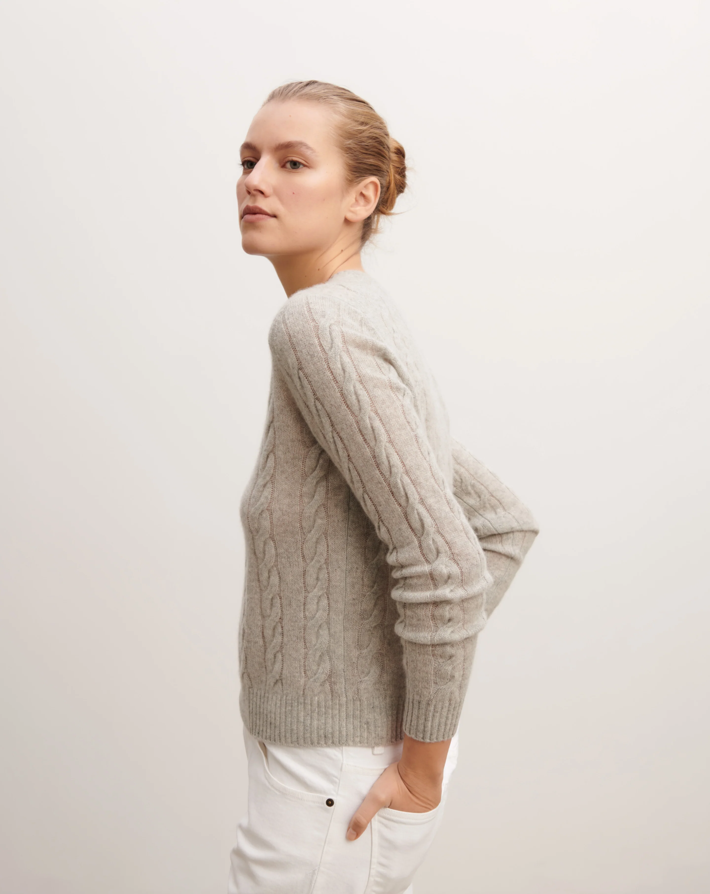 Pull à torsades legères - Image 2