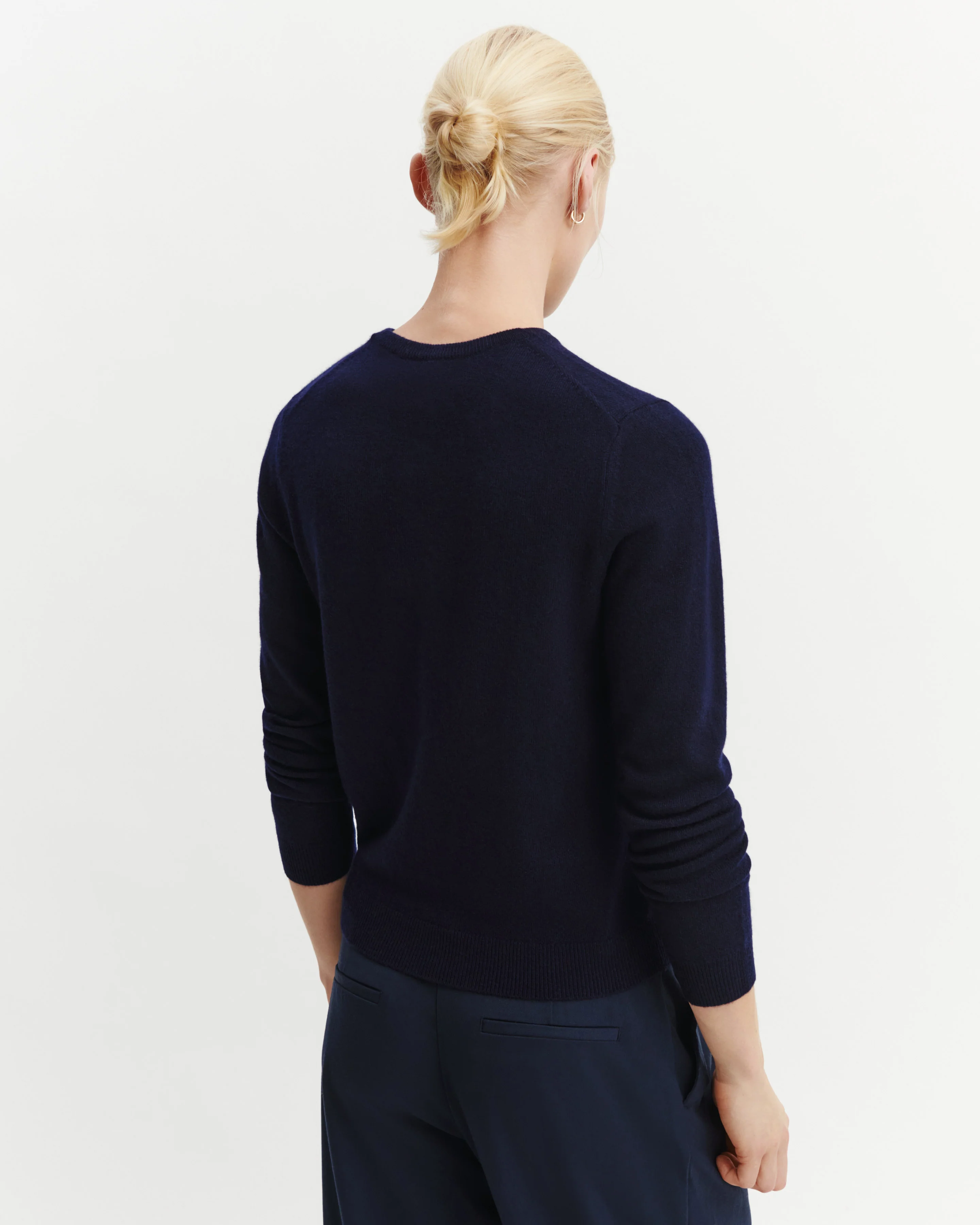 Pull col rond classique - Image 3