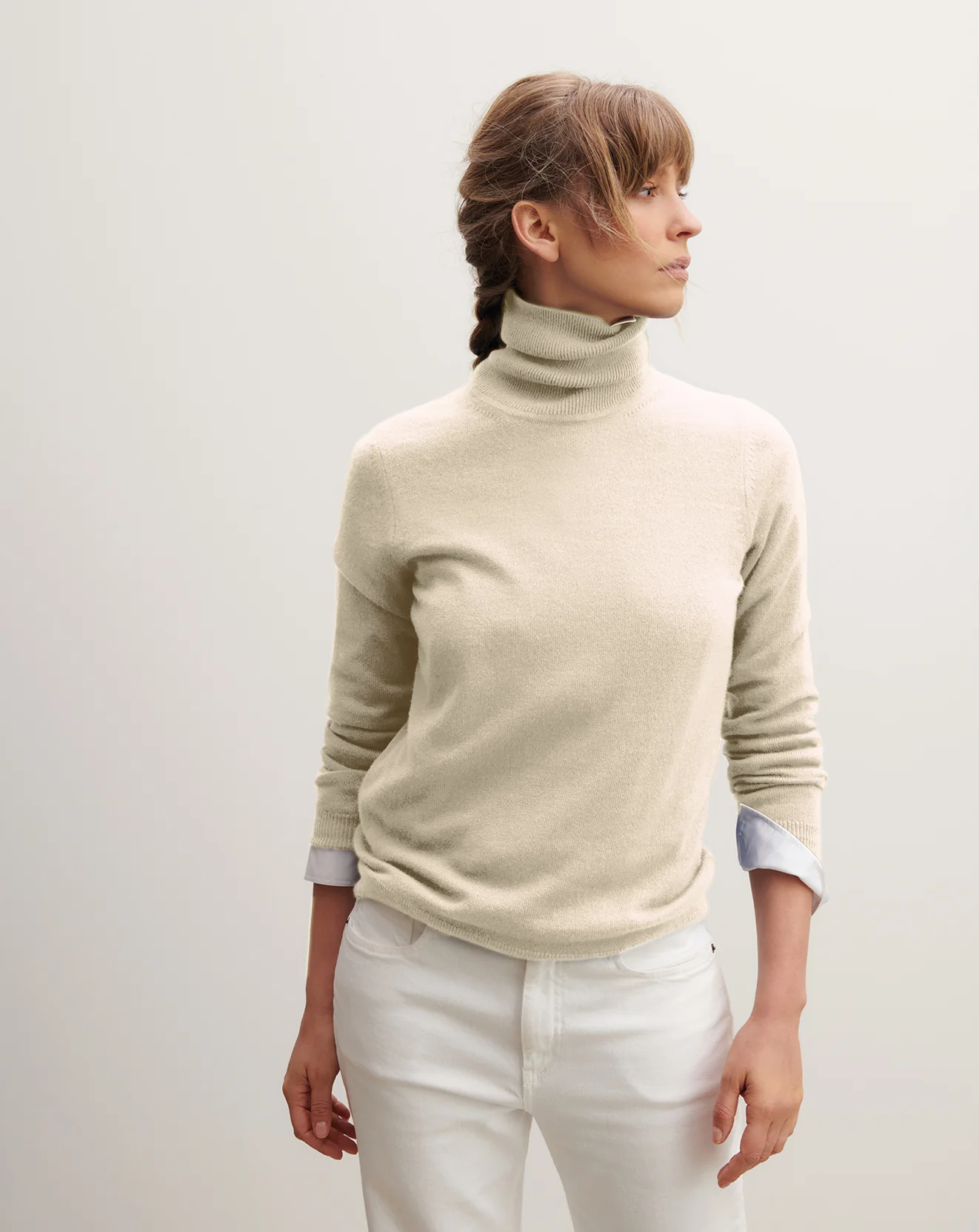 Pull col roulé classique