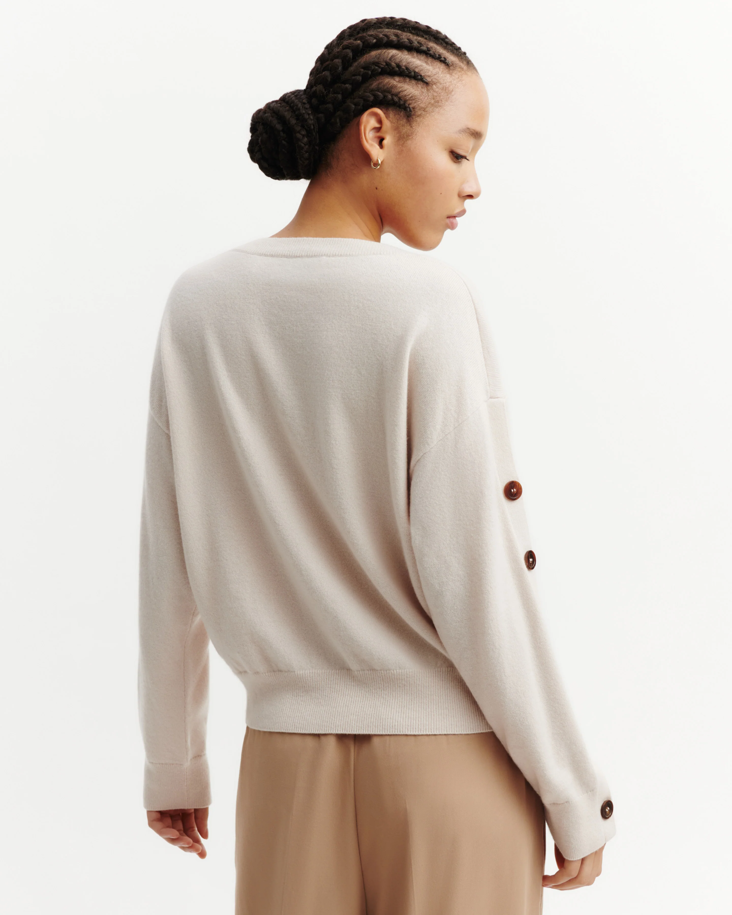 Pull col V à boutons - Image 3