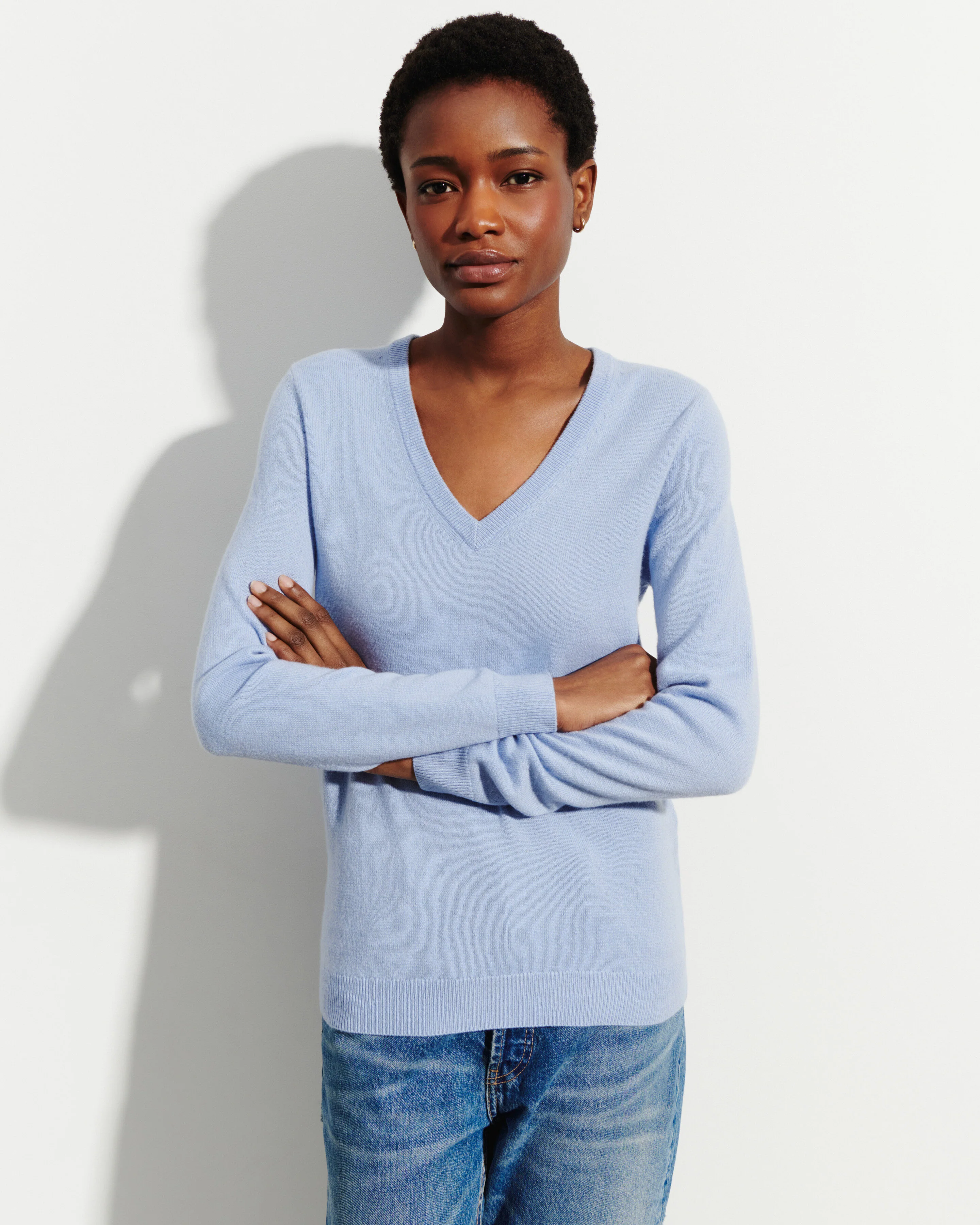 Pull col V classique - Image 2