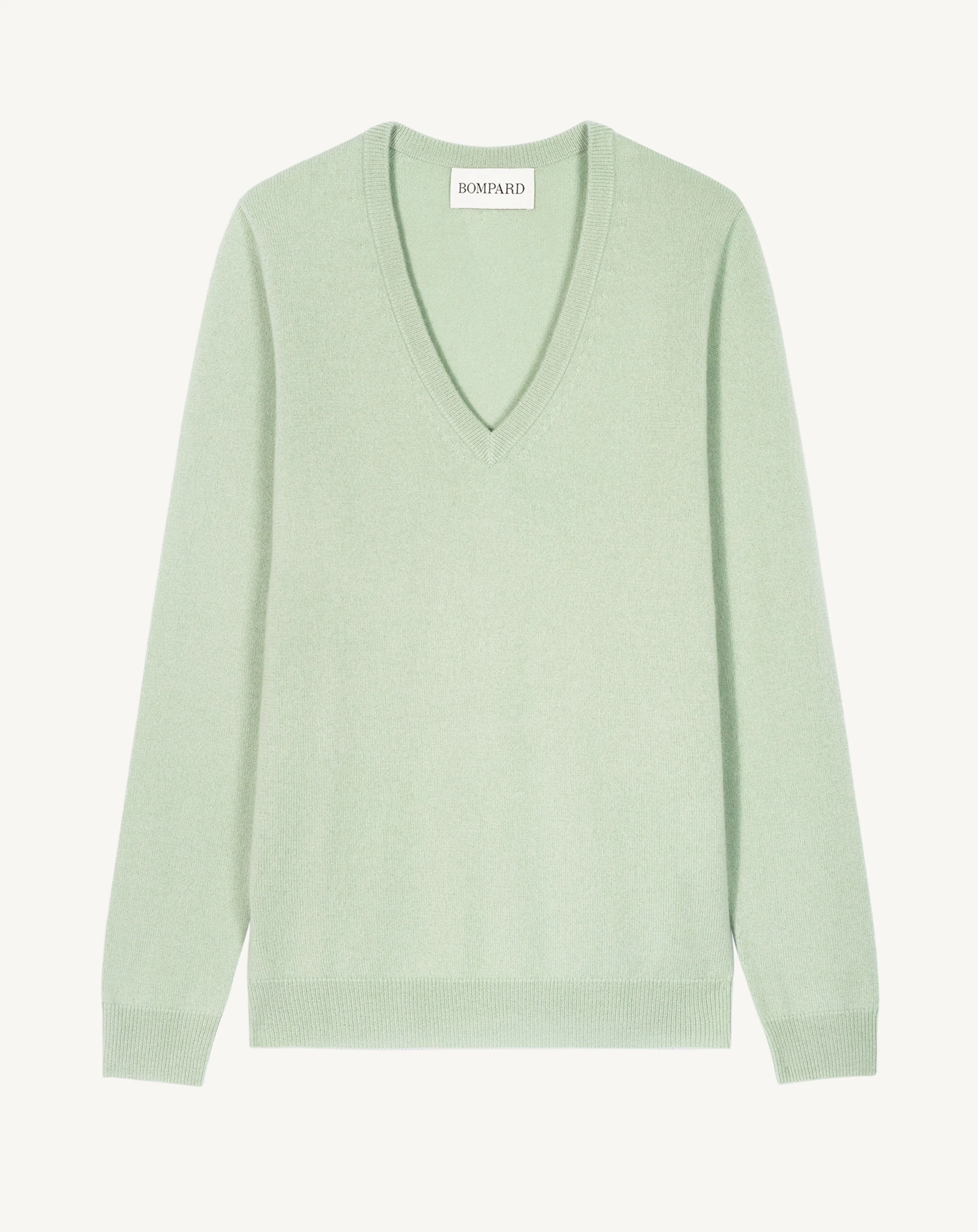 Pull col V classique