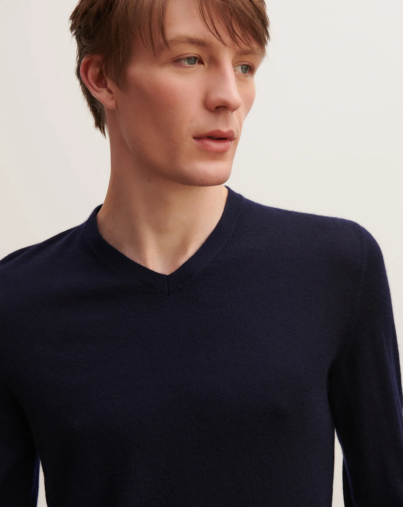 Pull col V ultrafin - Image 4