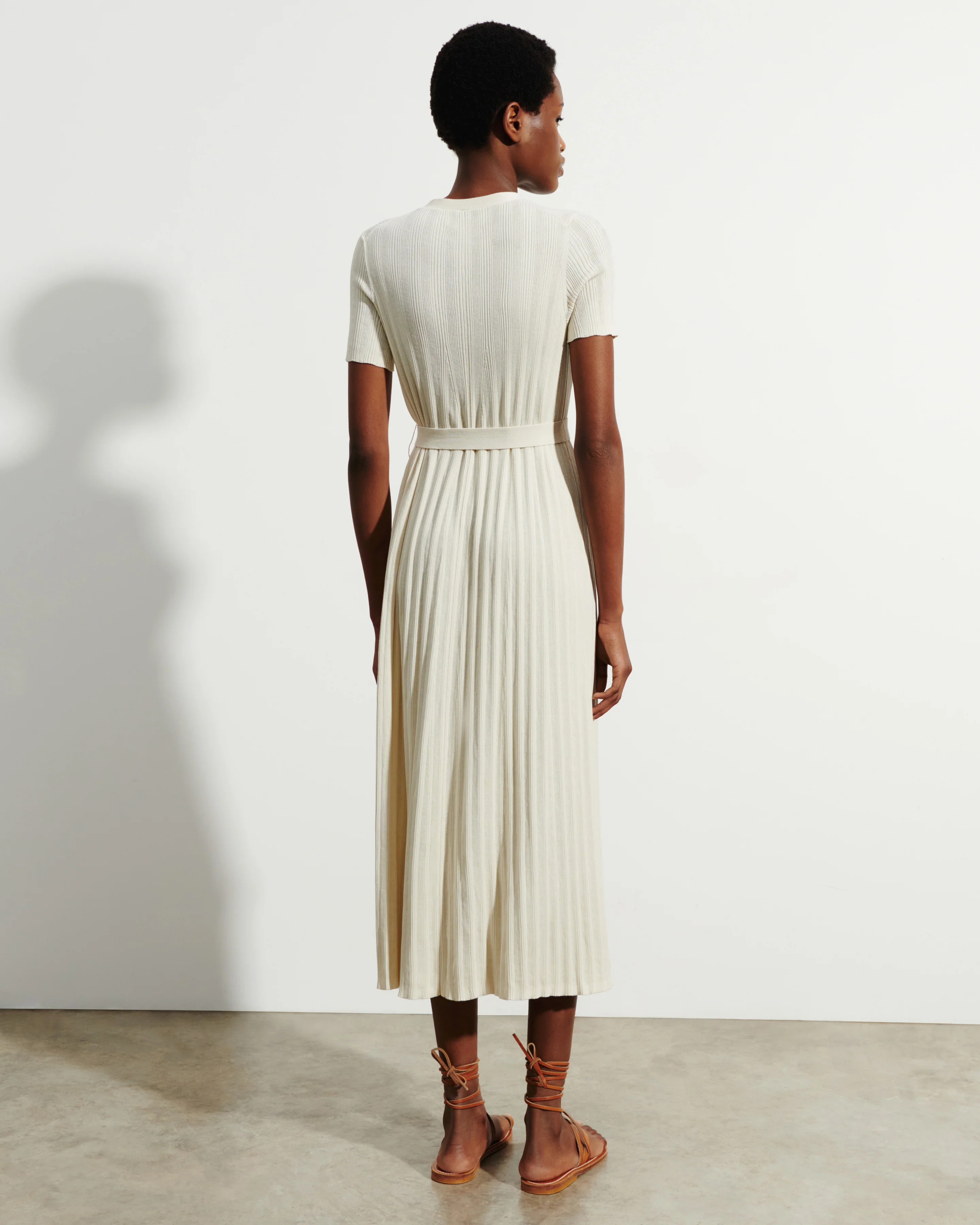 Robe ceinturée à côtes - Image 3