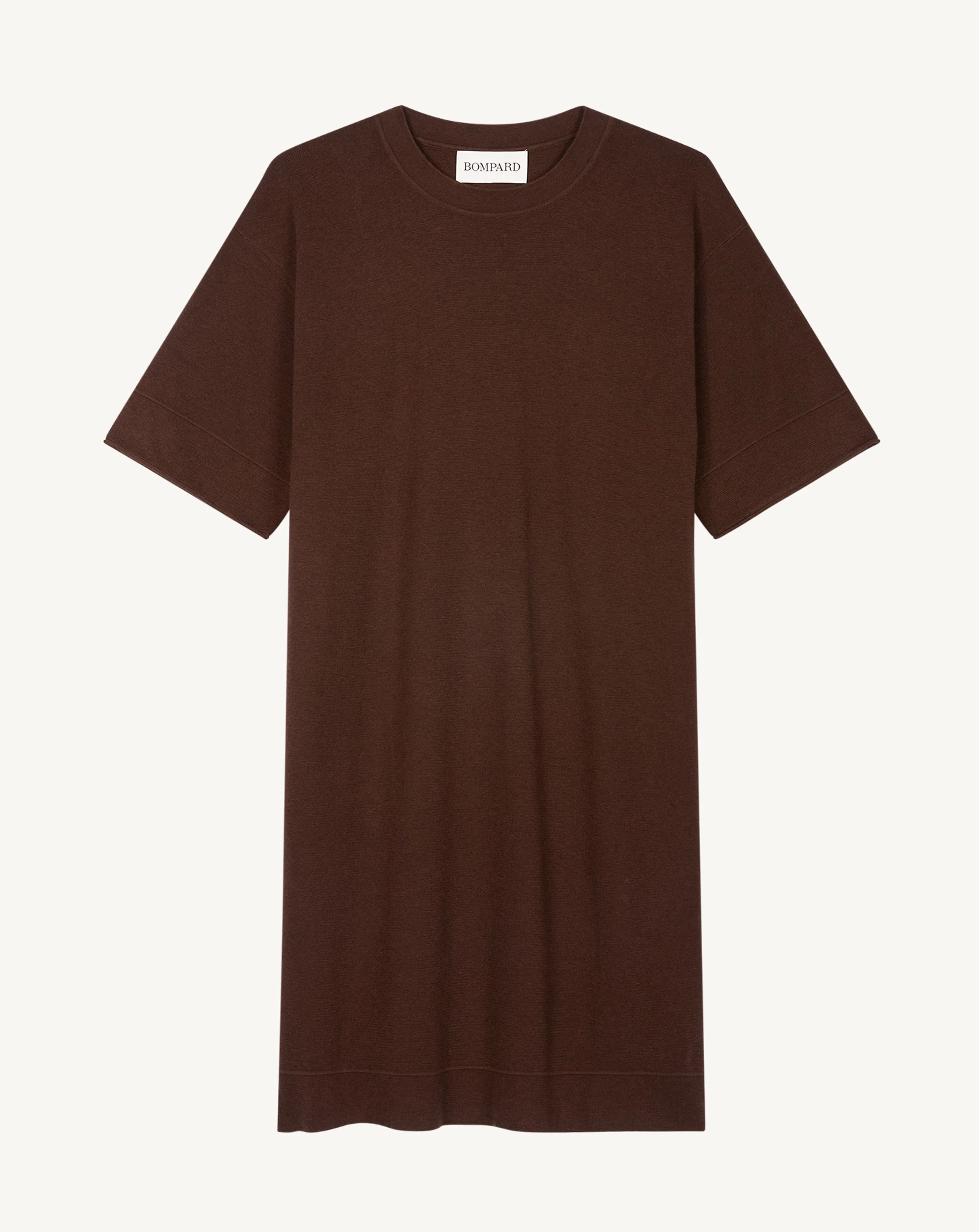 Robe courte minimaliste - Image 4