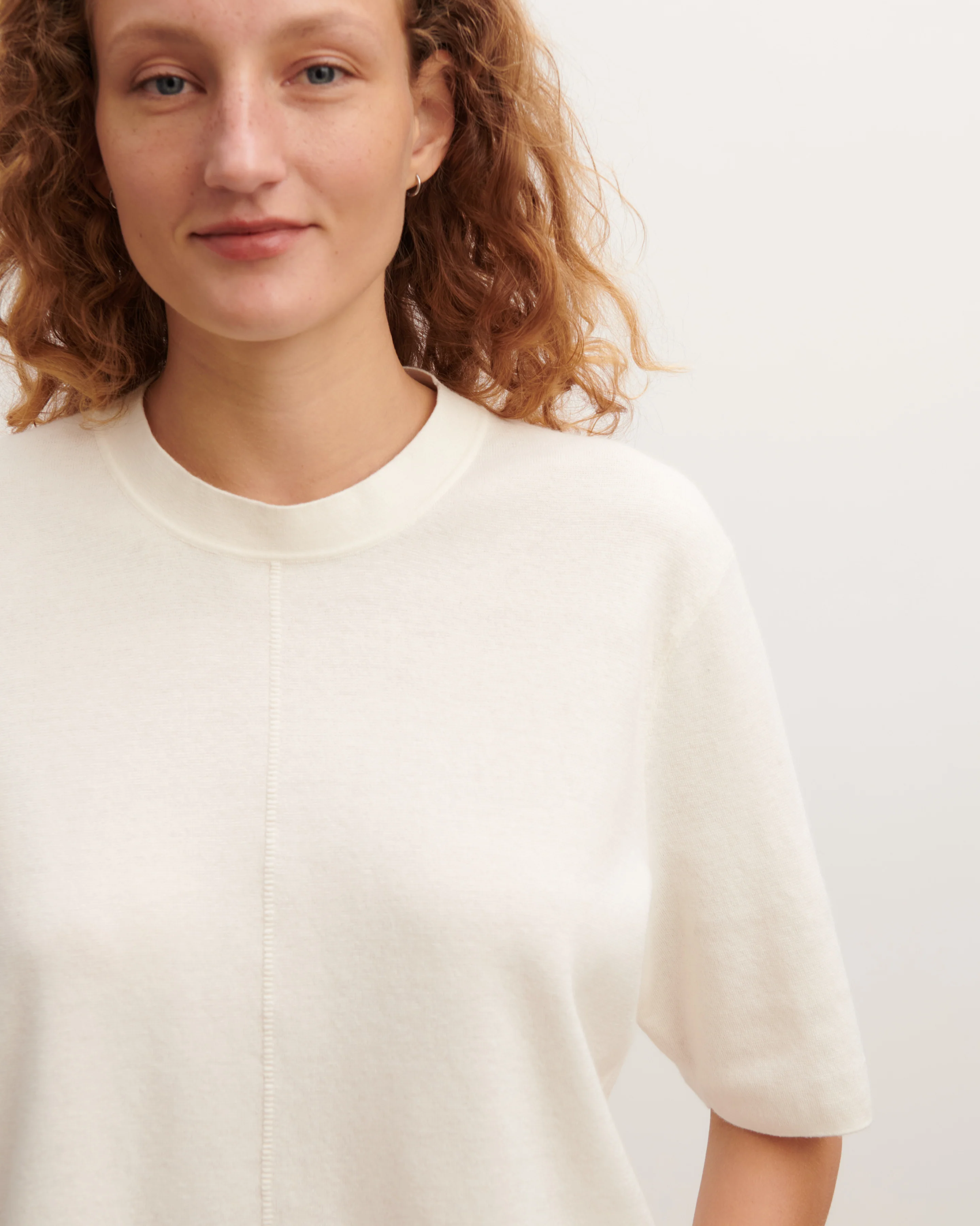 T-Shirt ample minimaliste - Image 3