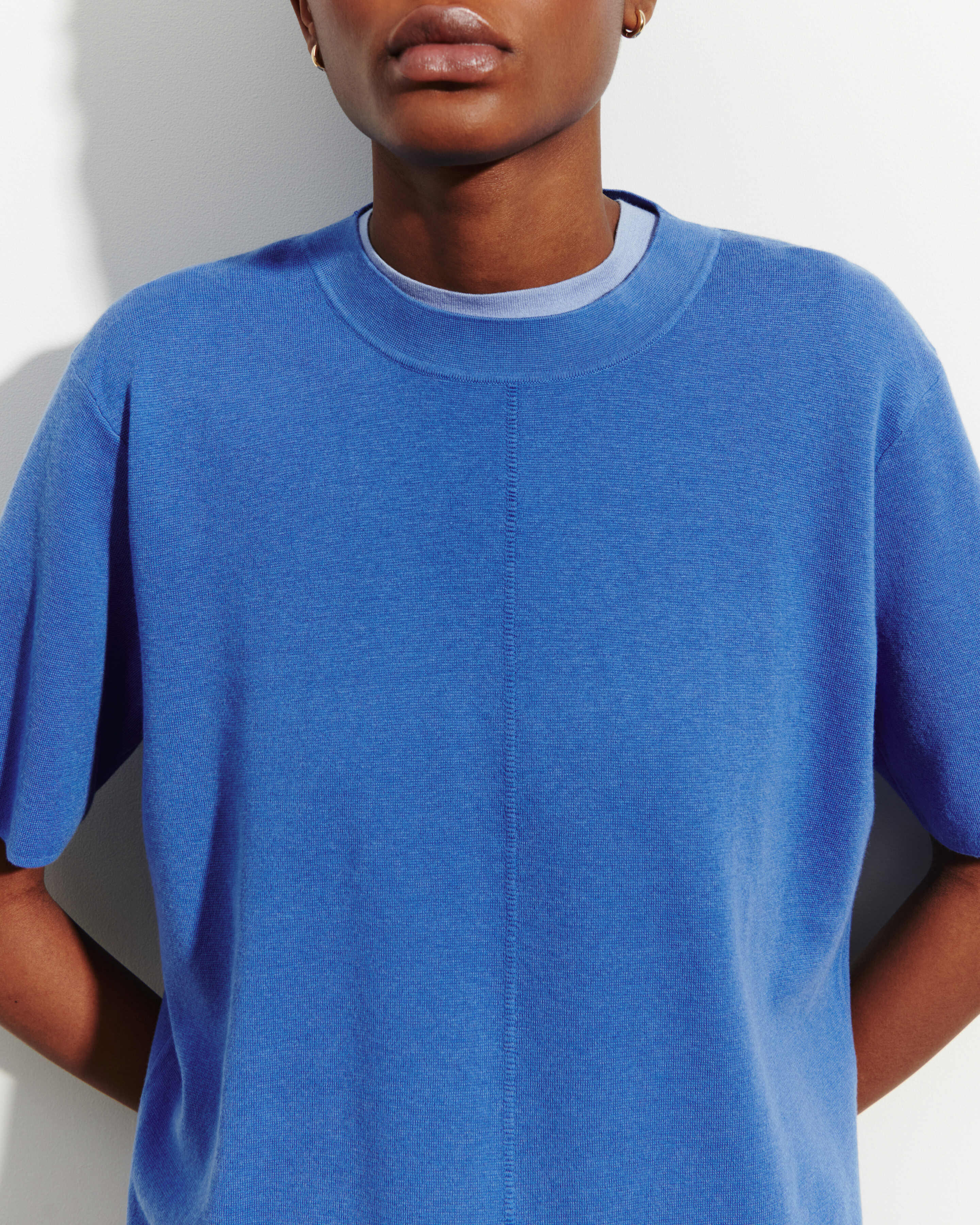 T-Shirt ample minimaliste - Image 2
