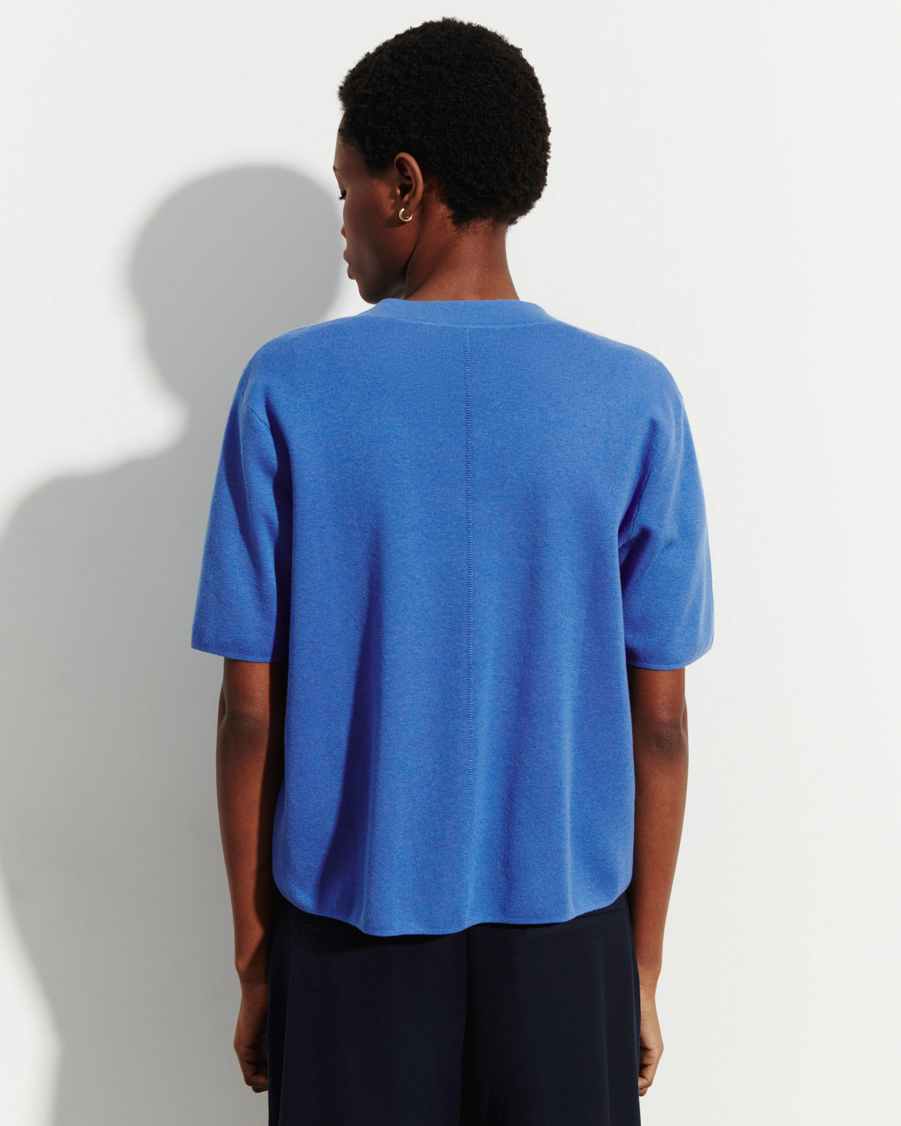 T-Shirt ample minimaliste - Image 3